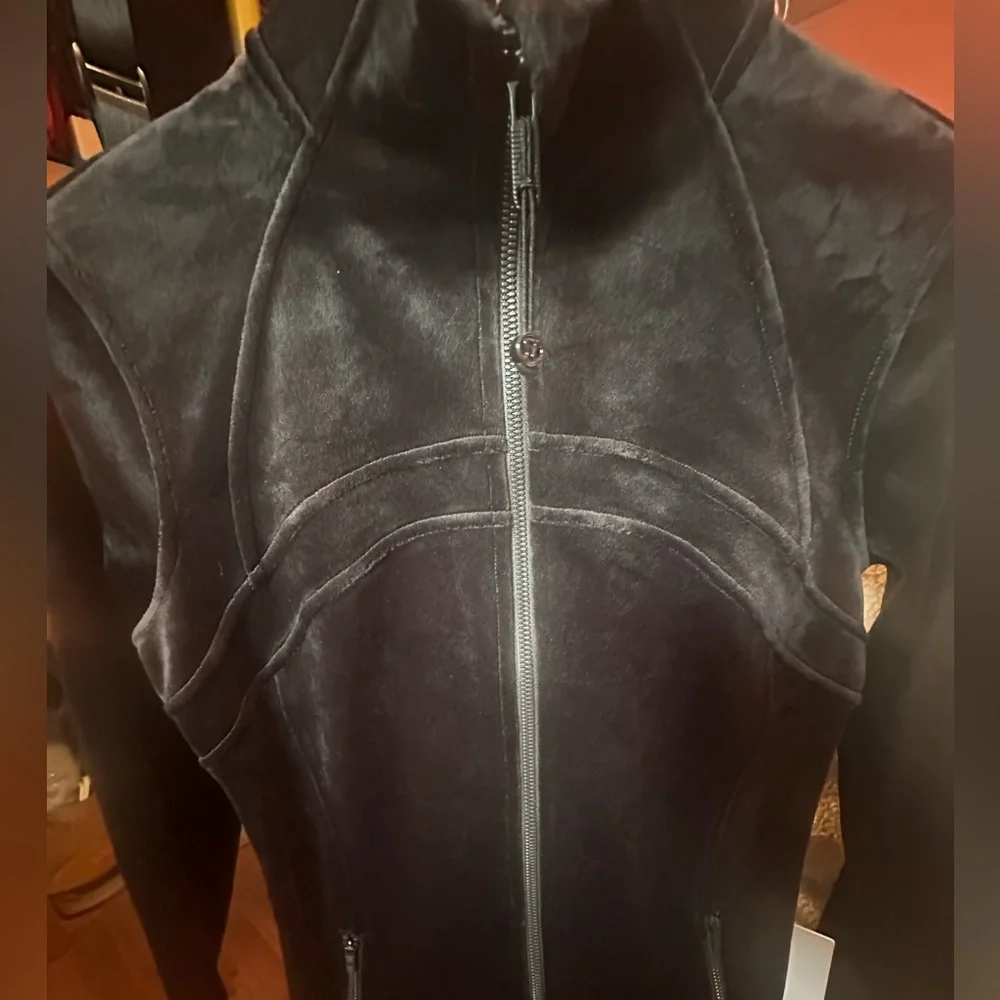 Lululemon Women’s Define Velvet Jacket Brand New w/o Tag - Picture 8 of 14